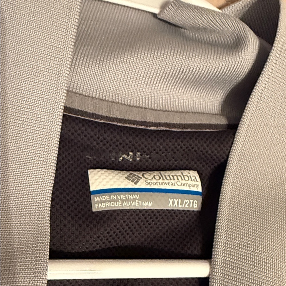 Columbia Men's Light Gray Polo Shirt - Picture 2 of 4